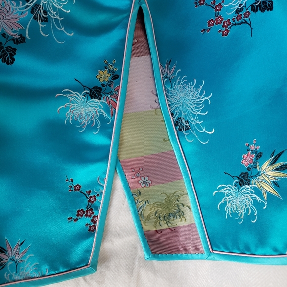 Vintage Peony 1980's Satin Cheongsam Dress. Sz 38 (8-10) - Picture 8 of 13
